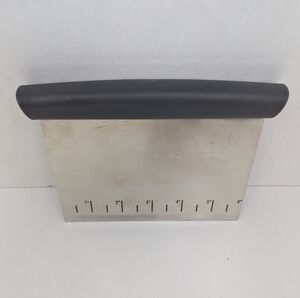 Williams Sonoma Soft Touch Bench Scraper